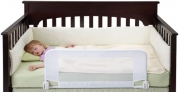 dexbaby Safe Sleeper Convertible Crib Bed Rail, White