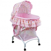 Dream on Me Layla 2-in-1 Bassinet to Cradle Completely Portable Sleeper with Its Large Storage Basket