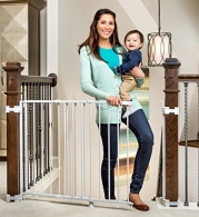 Regalo Top Of Stairs Expandable Metal Gate, With Mounting Kit